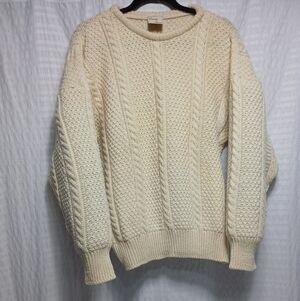 Craigg Donn 100% New Wool Aran Sweater. Ladies L